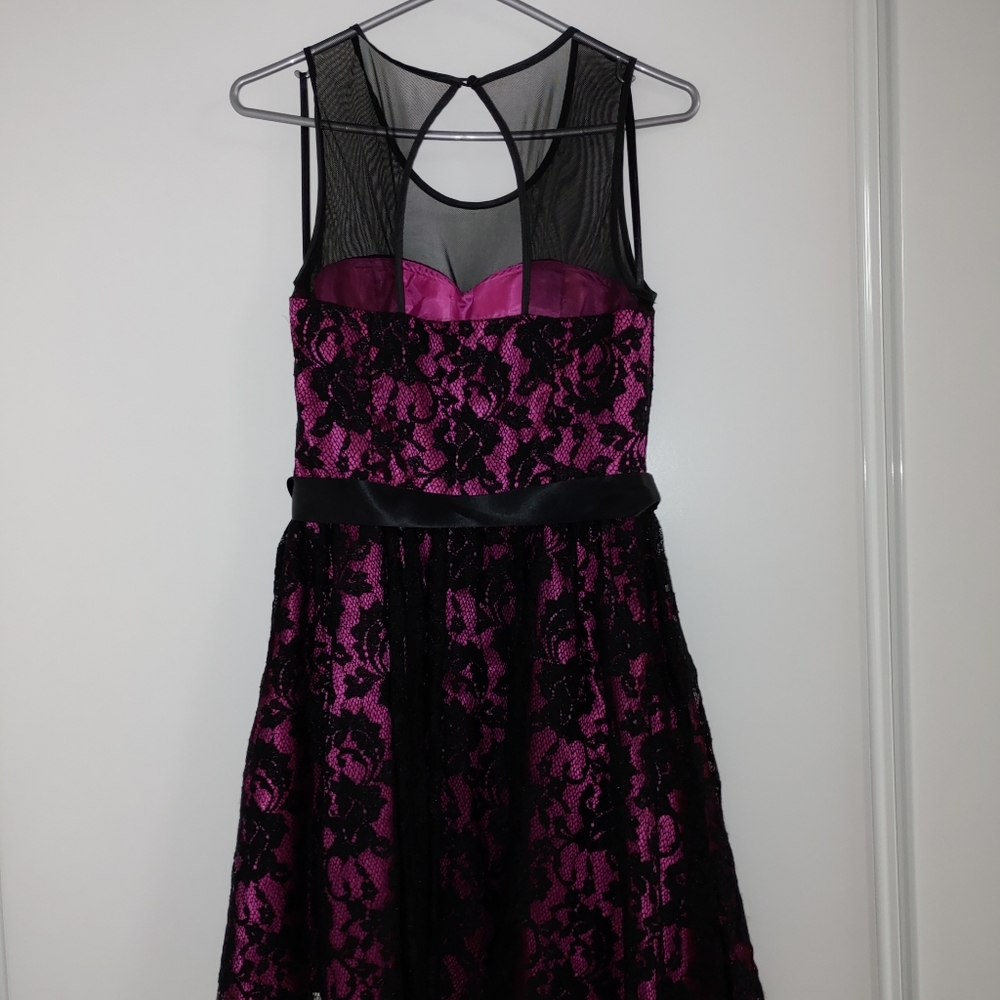 NWT Le Château Cocktail Dress US 5/6 - Picture 2 of 4